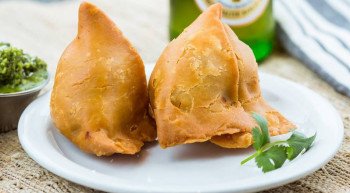 Homemade Samosa (2 pcs)